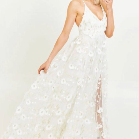 Altar'd State Women's White Formal-dresses - Picture 7 of 7